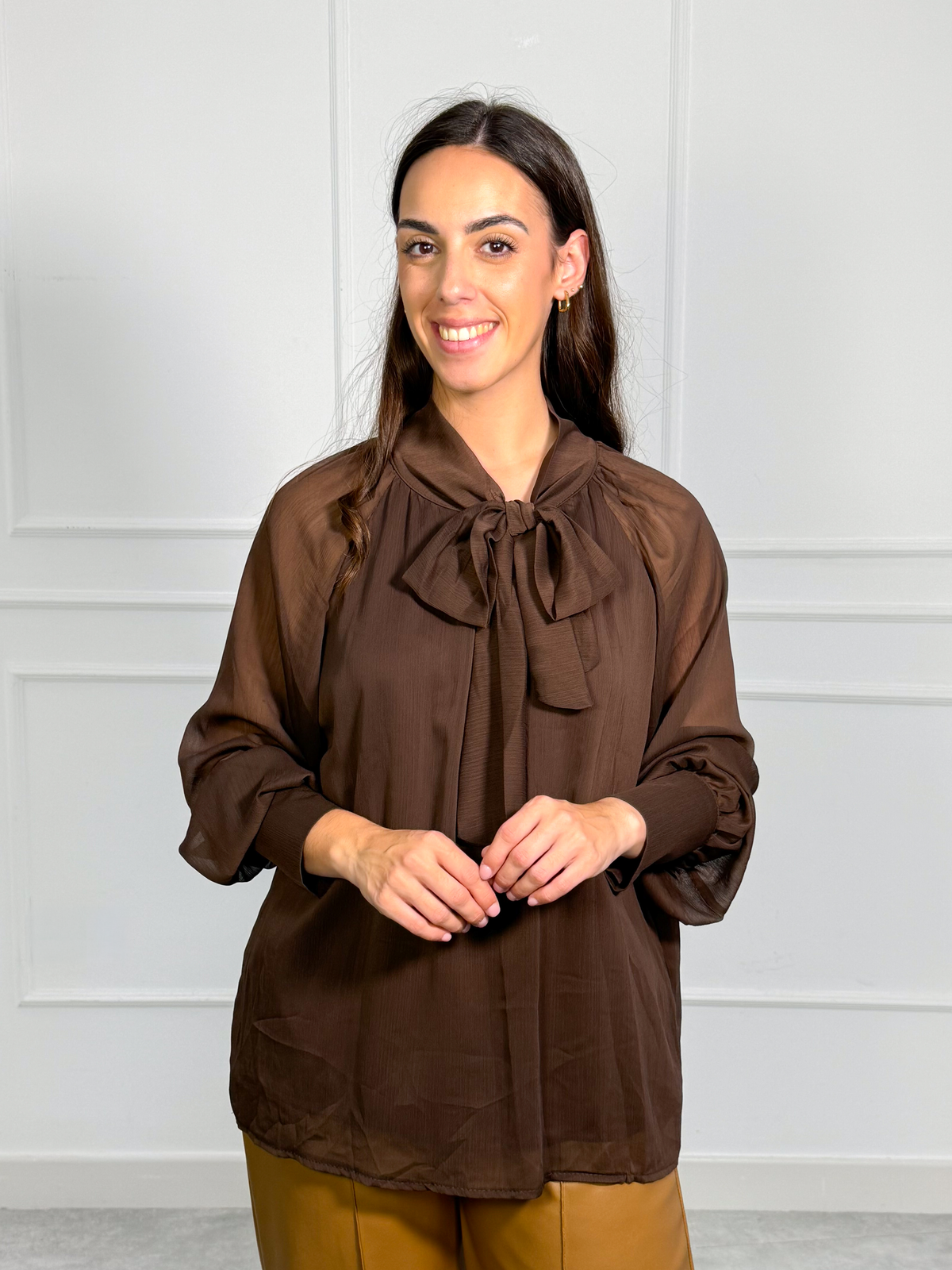 Blusa de Gasa con Lazada y Manga Abullonada | Logroño